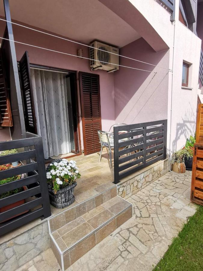 Apartman Lana Medulin Exterior photo